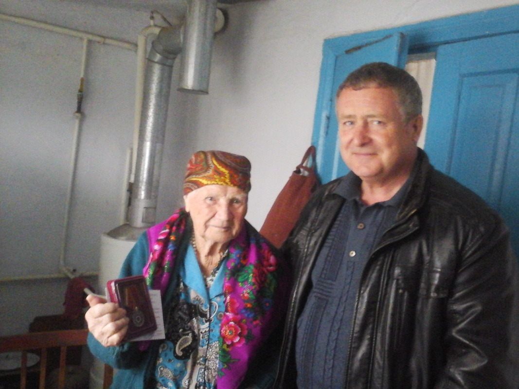 Вручение юбилейной медали Логвиненко К.С